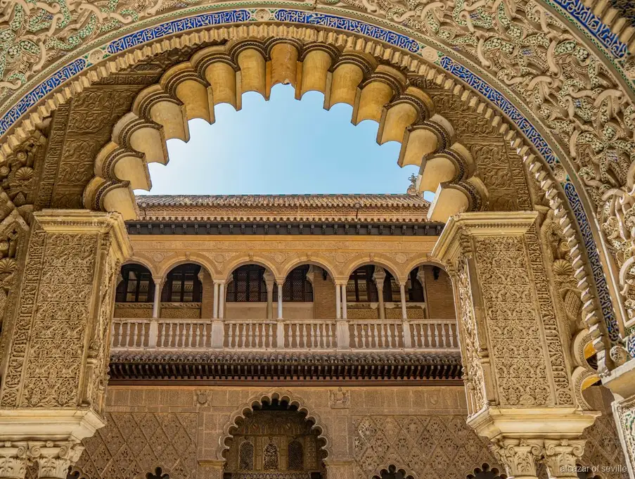 Audioguide-biljett till Royal Alcázar of Seville, palatsgård